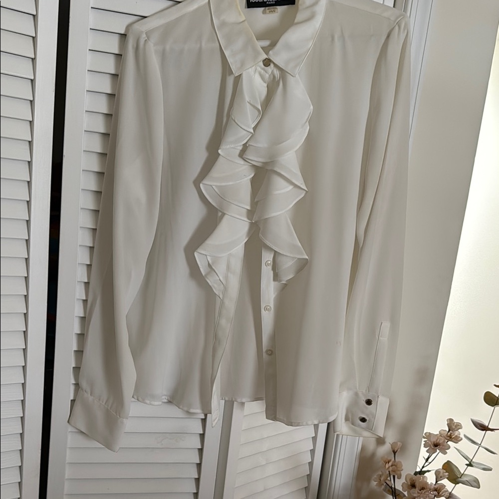 Elegant White Ruffled Blouse